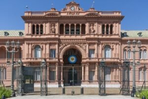 edificio oficial gobierno buenos aires fachada