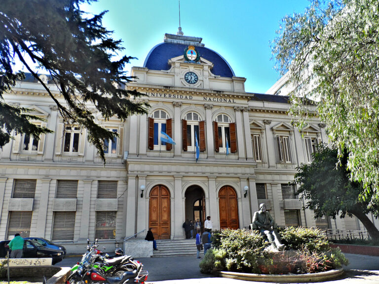 Cómo hacer la inscripción en la Facultad de La Plata paso a paso