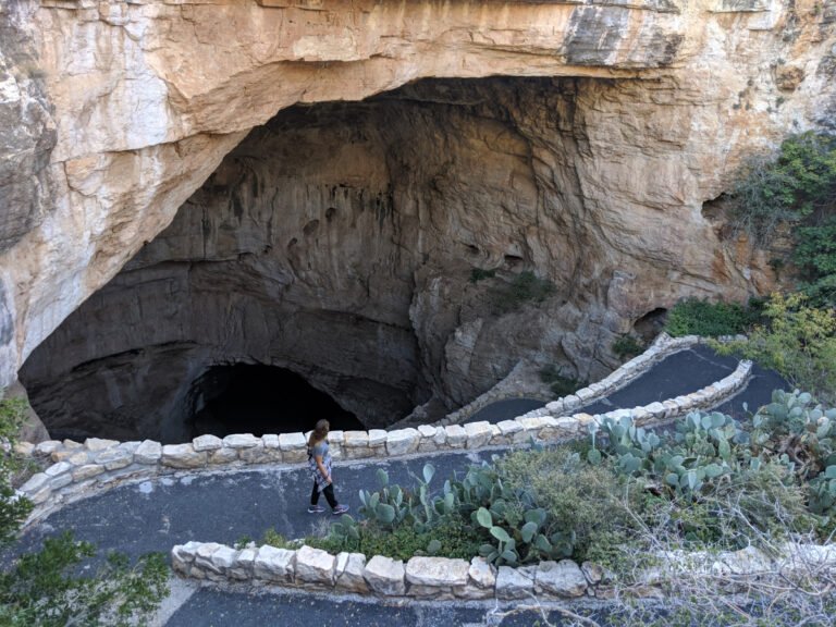 Dónde Encontrar Cuevas Seguras Para Comprar Dólares en Argentina