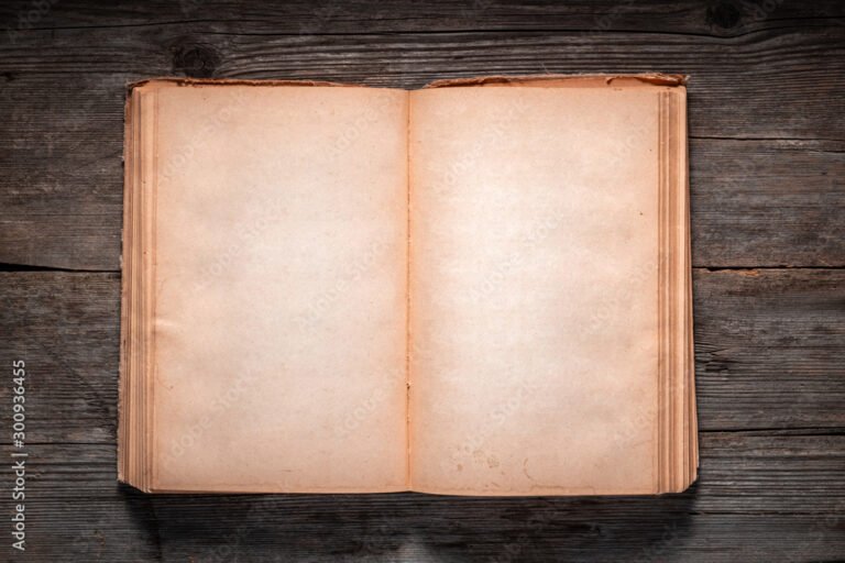 Dónde puedo encontrar el texto completo de El Dios de Spinoza 2 libro antiguo abierto sobre mesa madera