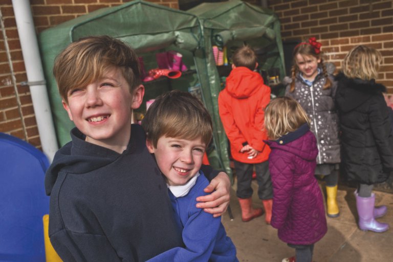 Cómo Actuar Desde la Escuela ante el Maltrato Infantil