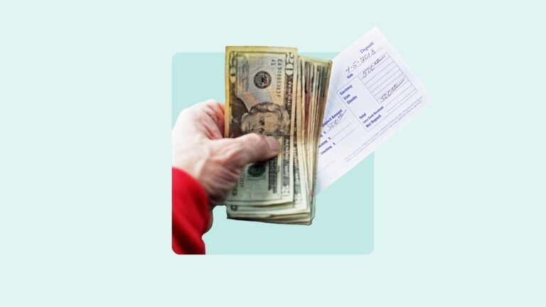 Cómo Puedo Abrir Una Caja De Ahorro En Banco Galicia 2 persona depositando dinero en banco moderno