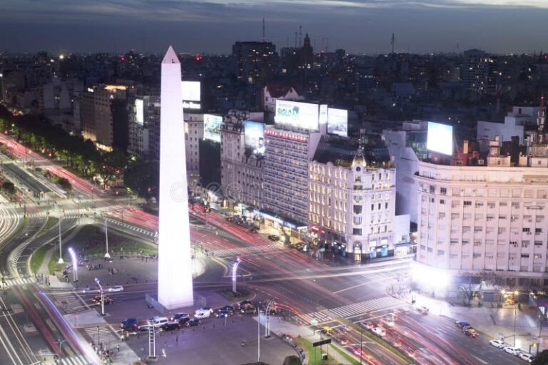 vista panoramica del edificio libertad en buenos aires